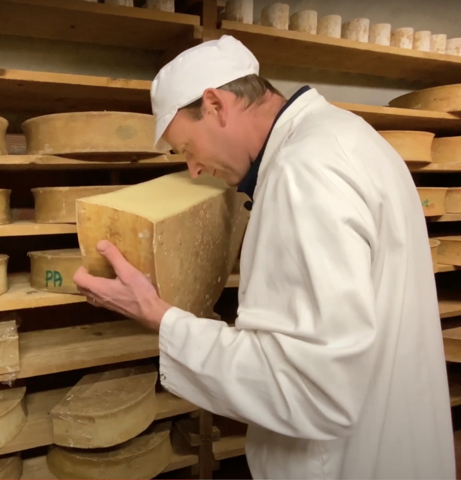 Bertrand Paccard, affineur de formages (Beaufort), Haute-Savoie